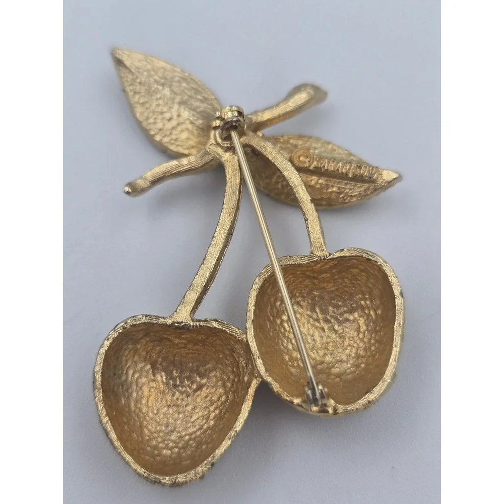 Vintage Sarah Coventry Gold‎ Tone Textured Cherry Leaves Brooch Pin
